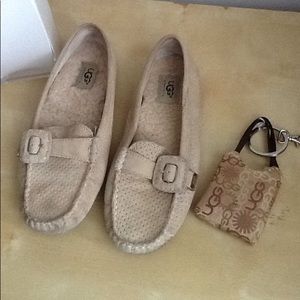 UGG suede loafers sz 9 w keychain pouch